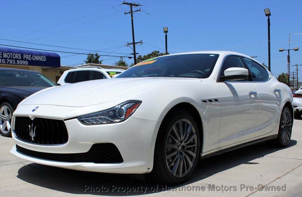 2017 Maserati Ghibli Image 2