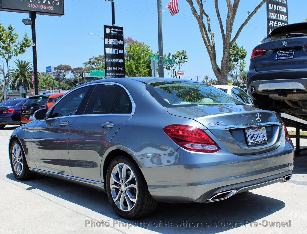 2017 Mercedes-Benz C-Class Image 5