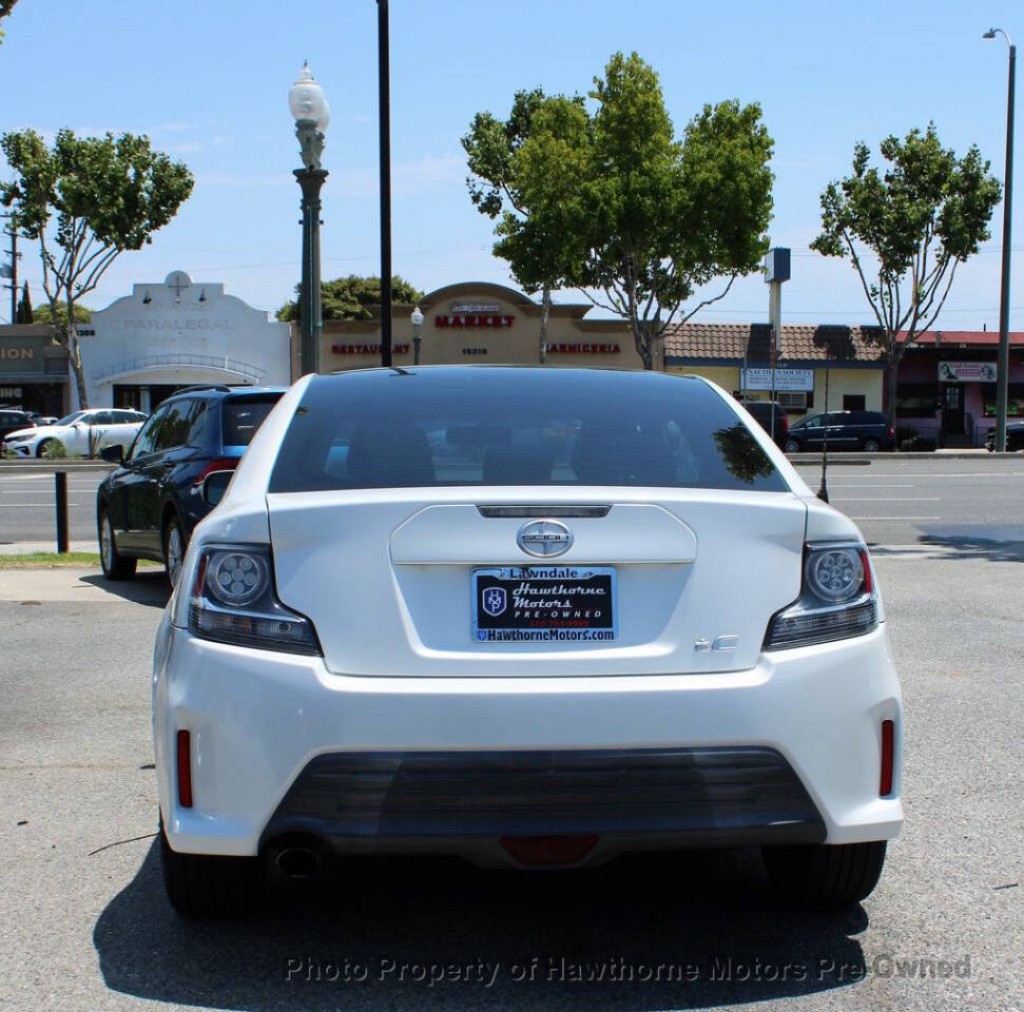2015 Scion tC Image 4