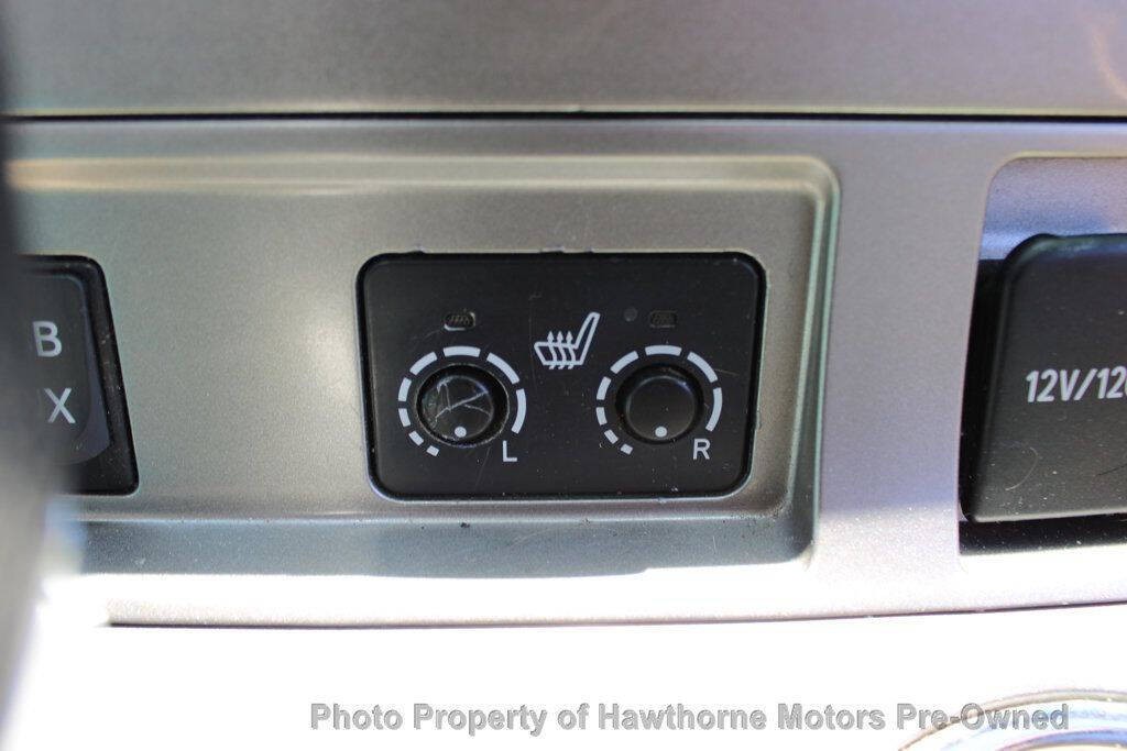 2011 Toyota Highlander Image 16
