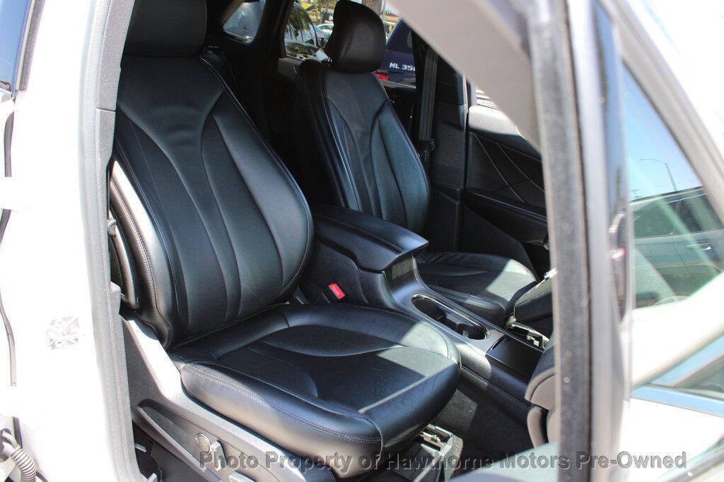 2017 Lincoln MKC Image 11