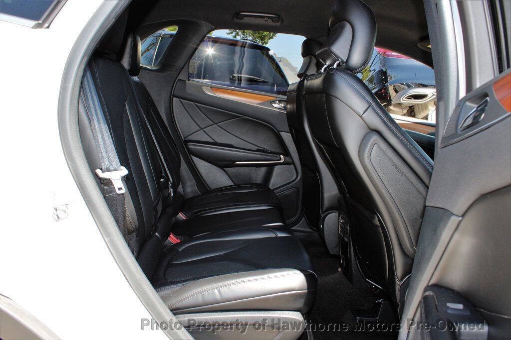 2017 Lincoln MKC Image 12