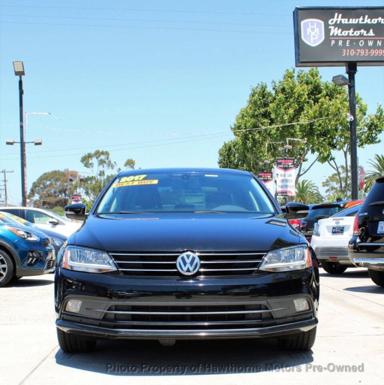 2017 Volkswagen Jetta Image 3