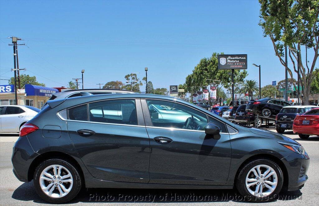 2019 Chevrolet Cruze Image 7