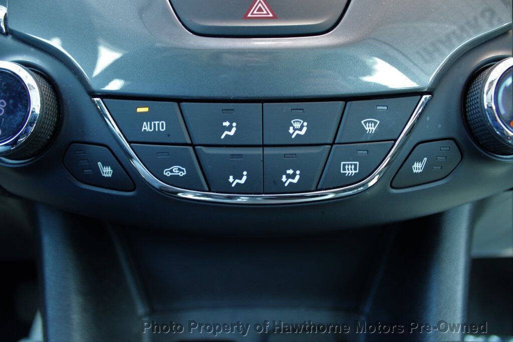 2019 Chevrolet Cruze Image 14