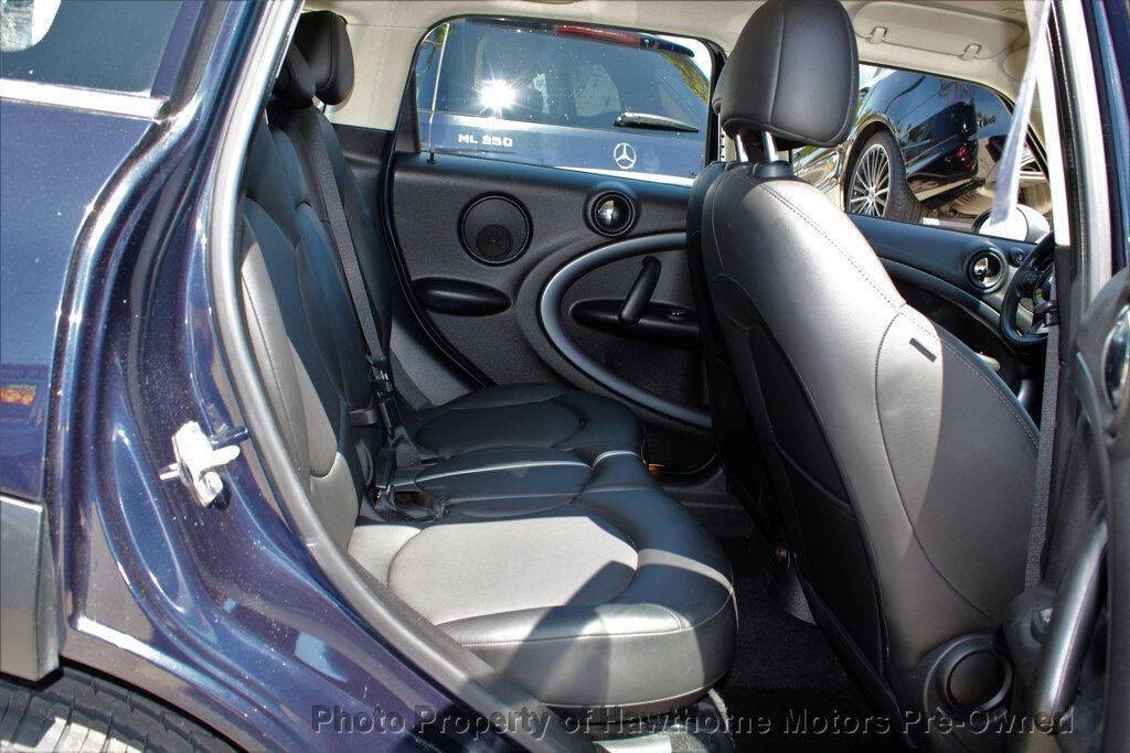 2013 MINI Countryman Image 12