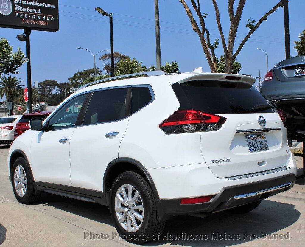 2017 Nissan Rogue Image 5