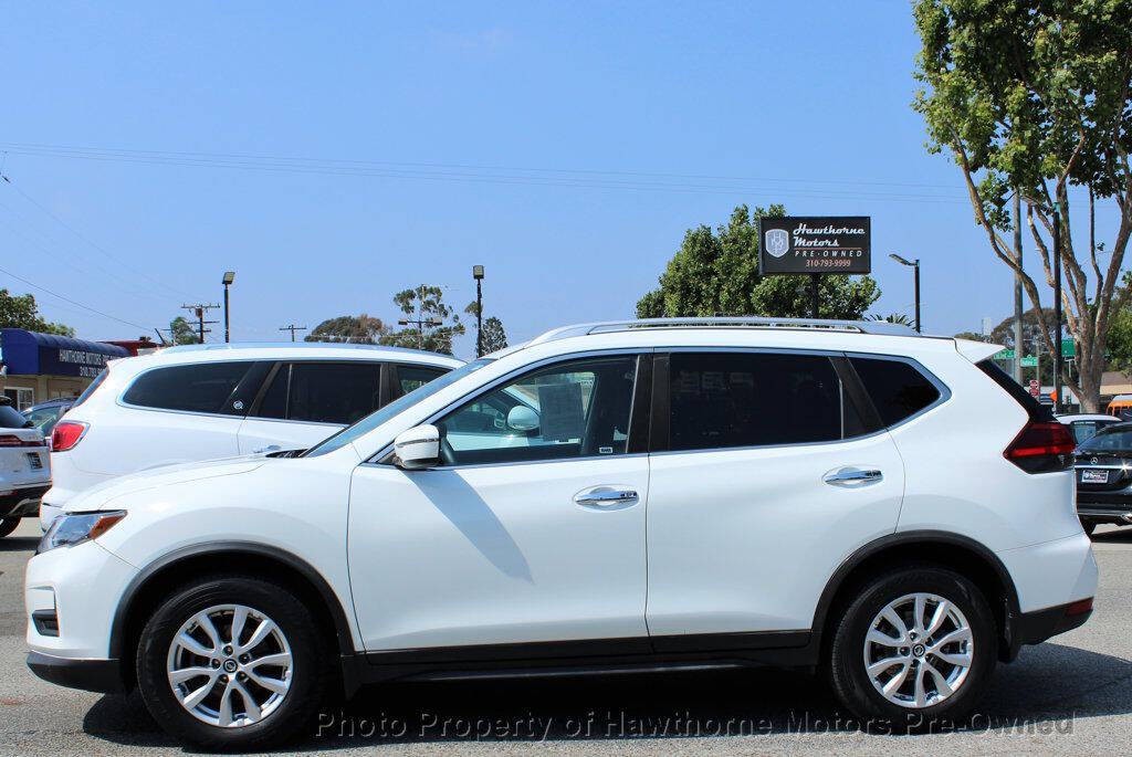 2017 Nissan Rogue Image 8