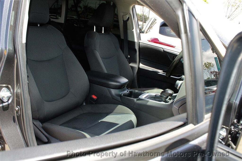 2022 Toyota Rav4 Image 11
