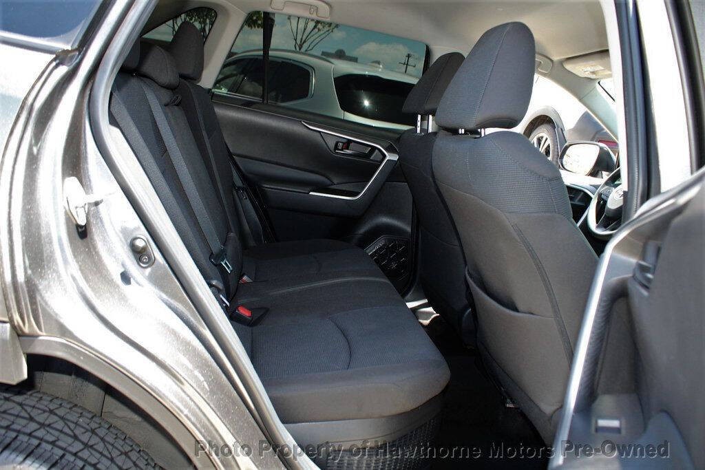 2022 Toyota Rav4 Image 12
