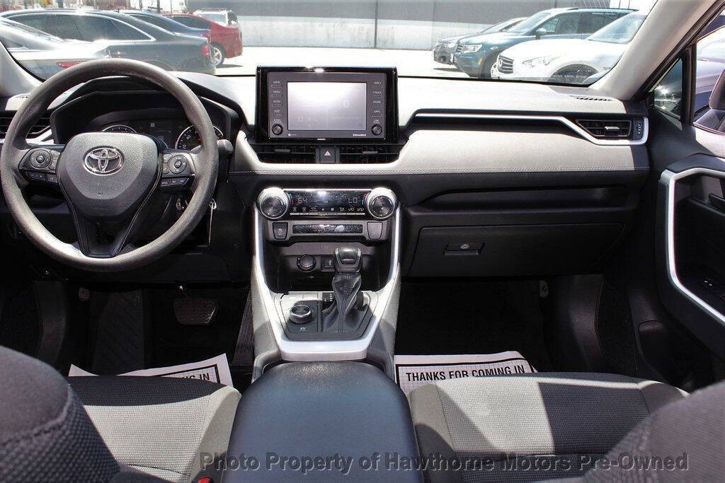 2022 Toyota Rav4 Image 13