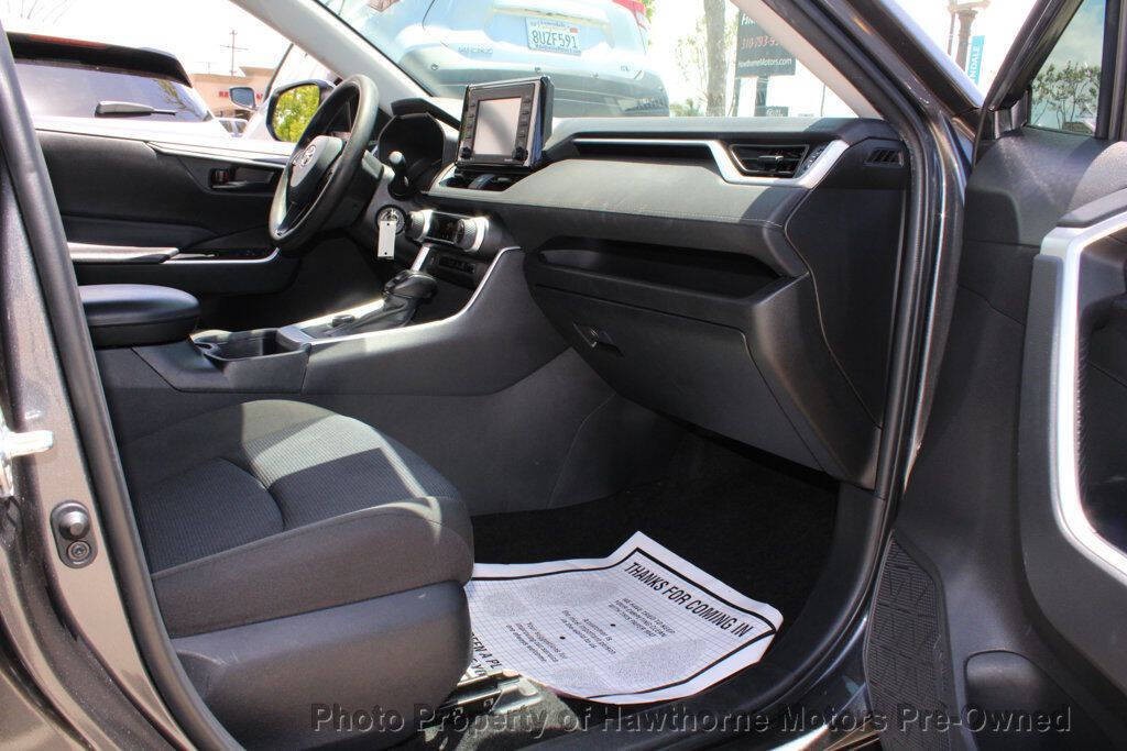 2022 Toyota Rav4 Image 18