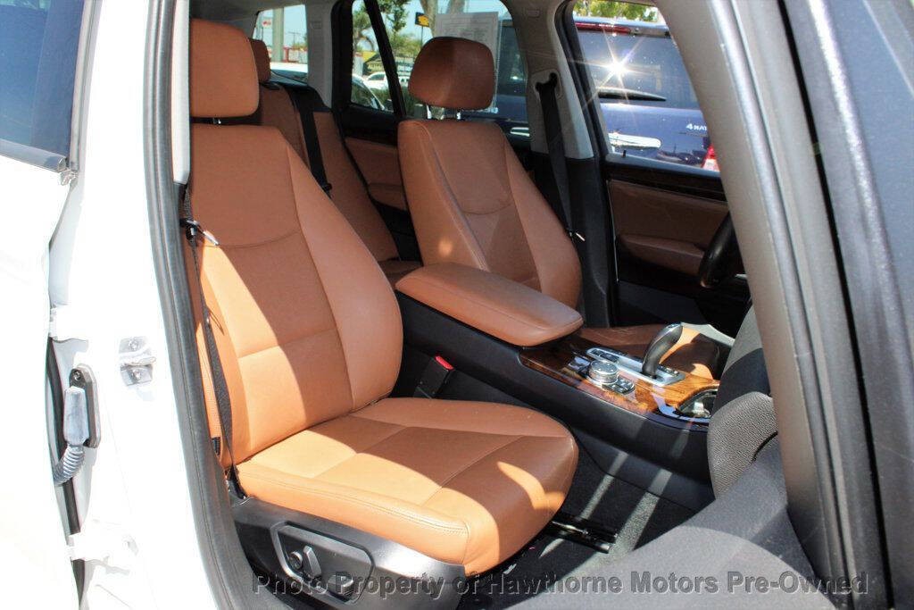 2016 BMW X3 Image 16
