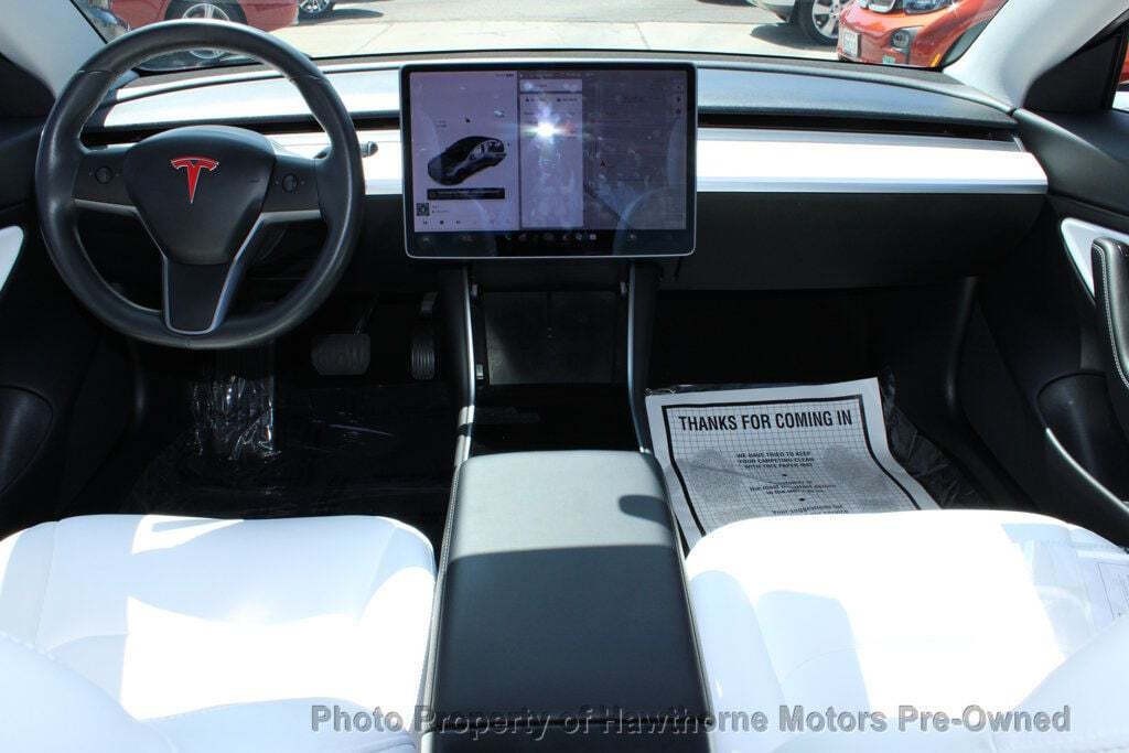 2018 Tesla Model 3 Image 13