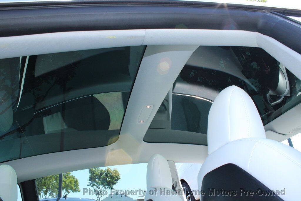 2018 Tesla Model 3 Image 14