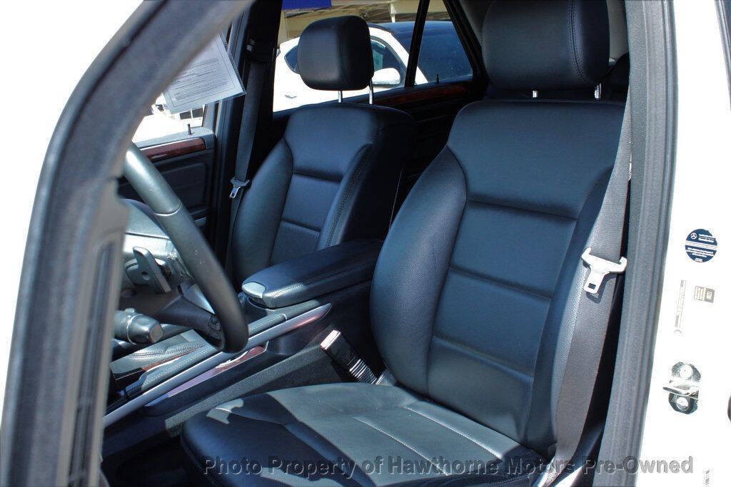 2011 Mercedes-Benz M-Class Image 9