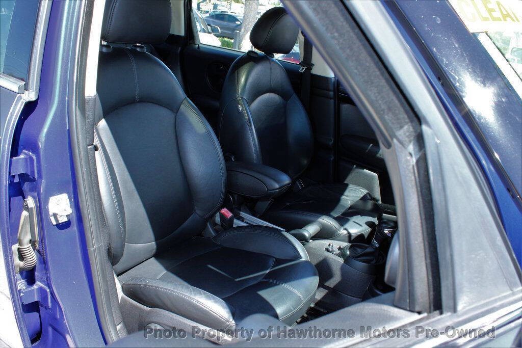 2015 MINI Countryman Image 11