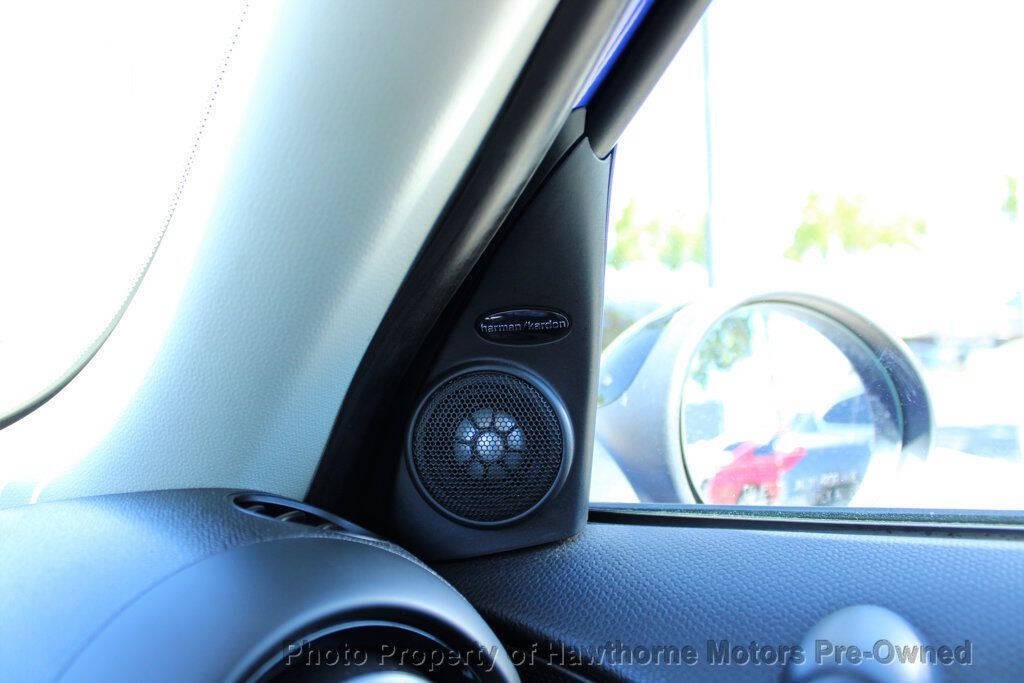 2015 MINI Countryman Image 17