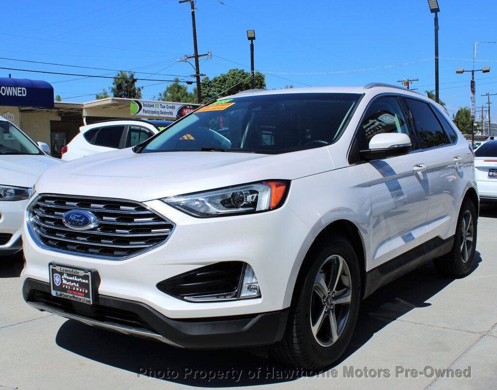 2019 Ford Edge Image 2