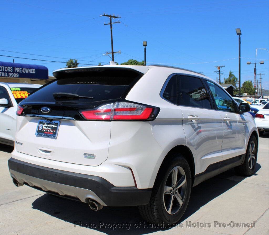 2019 Ford Edge Image 6