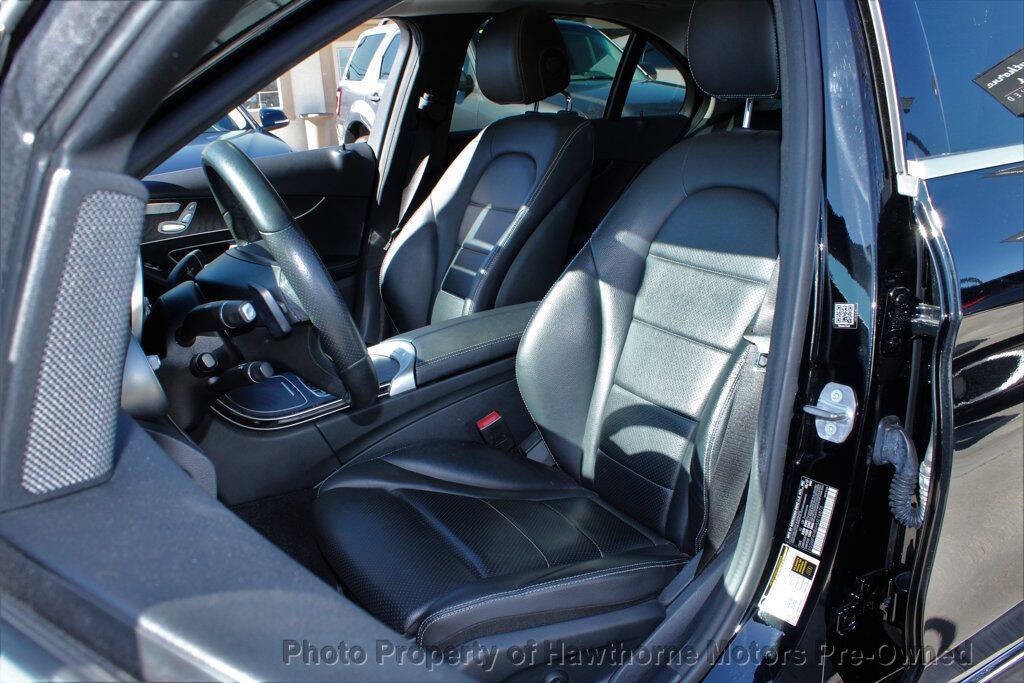 2017 Mercedes-Benz C-Class Image 9