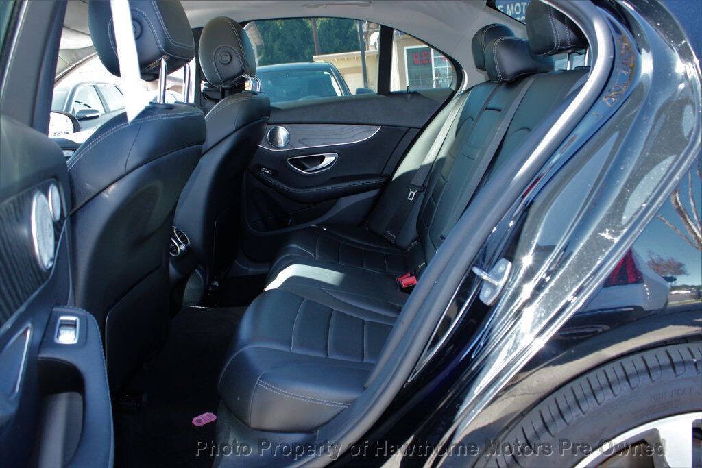2017 Mercedes-Benz C-Class Image 10