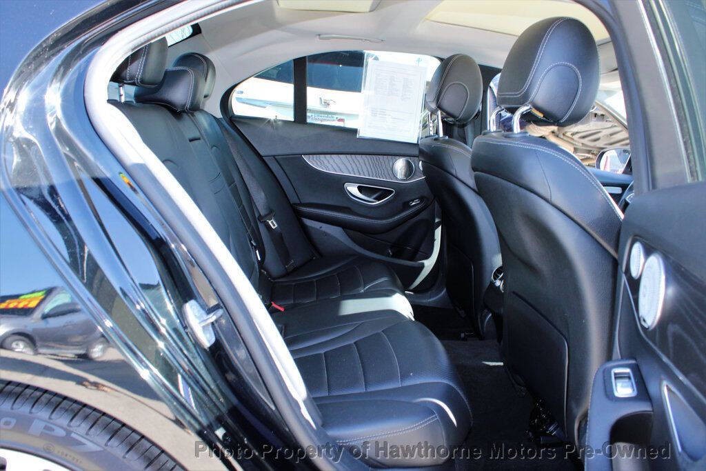 2017 Mercedes-Benz C-Class Image 12