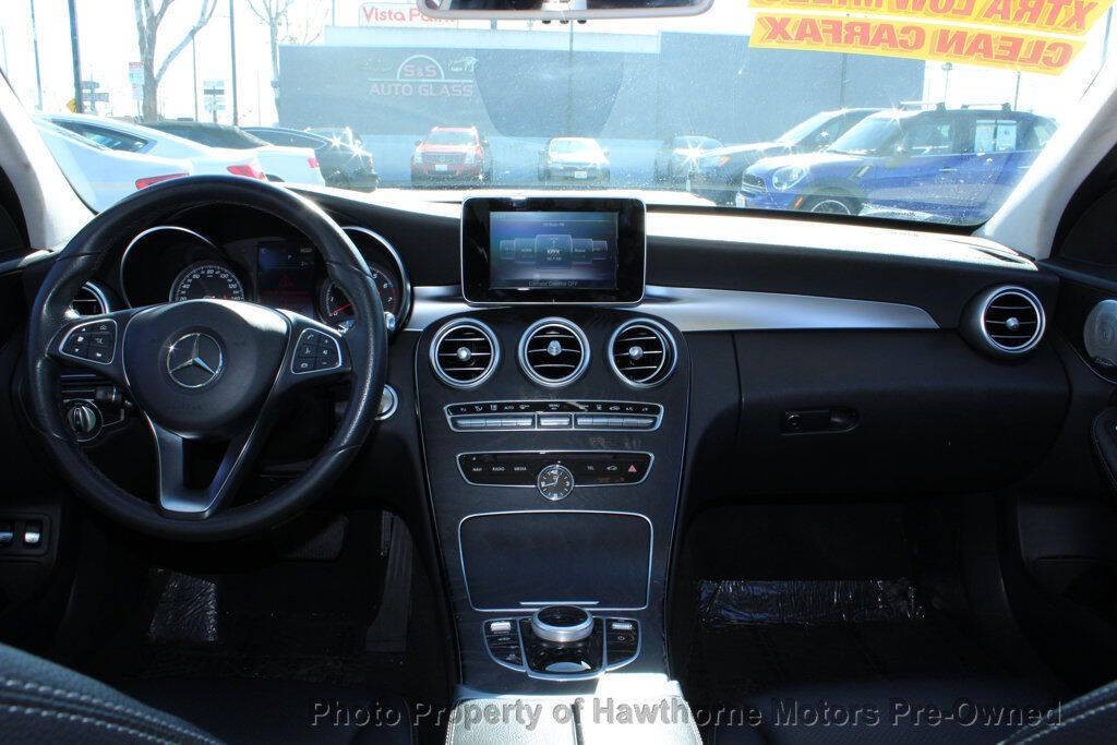 2017 Mercedes-Benz C-Class Image 13