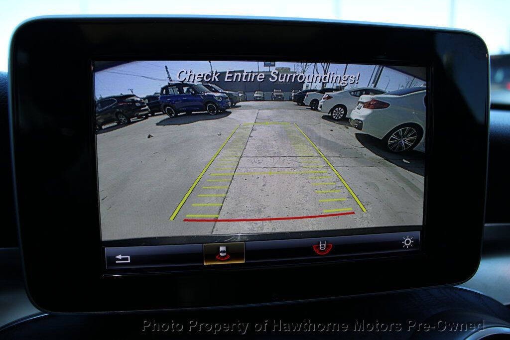 2017 Mercedes-Benz C-Class Image 15