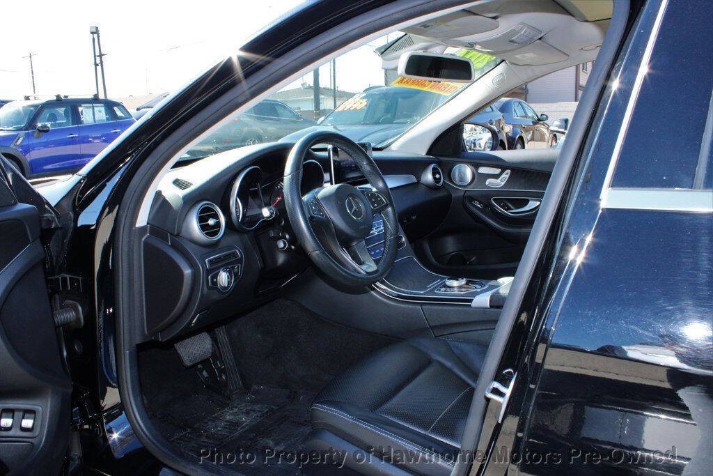 2017 Mercedes-Benz C-Class Image 18