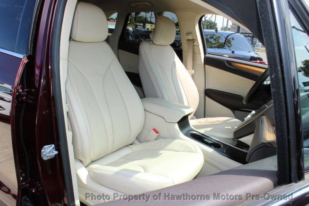 2016 Lincoln MKC Image 11