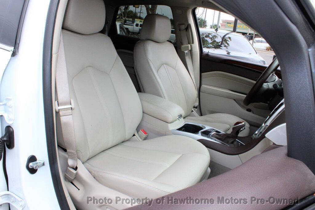 2016 Cadillac SRX Image 11