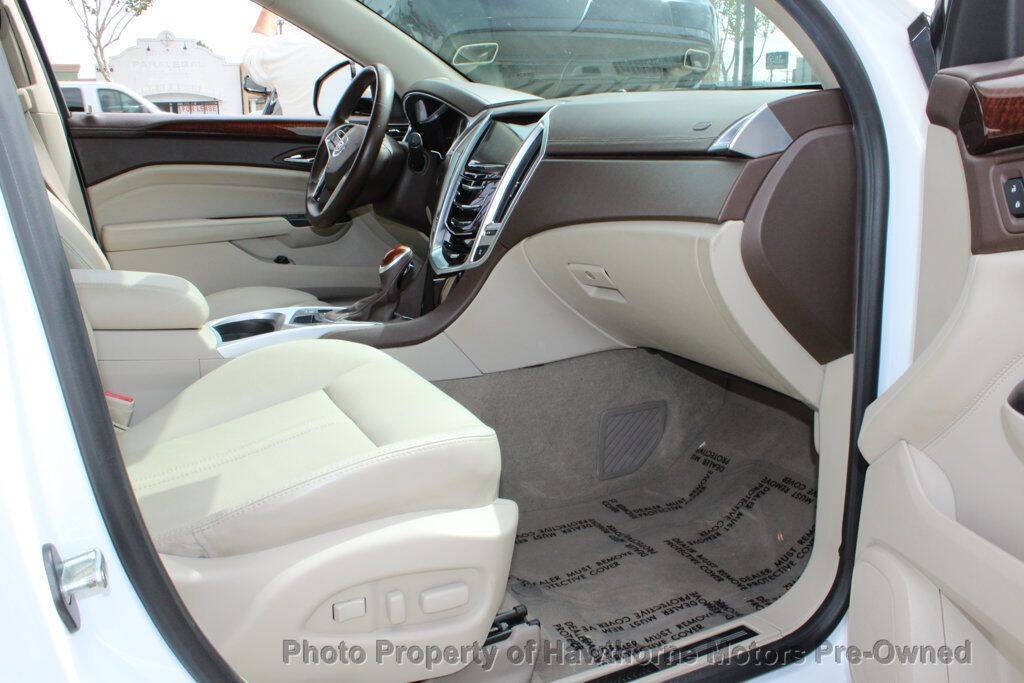 2016 Cadillac SRX Image 20