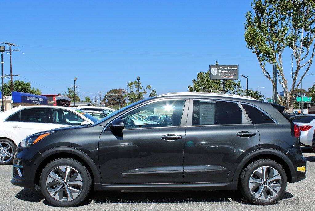 2022 Kia Niro Image 8