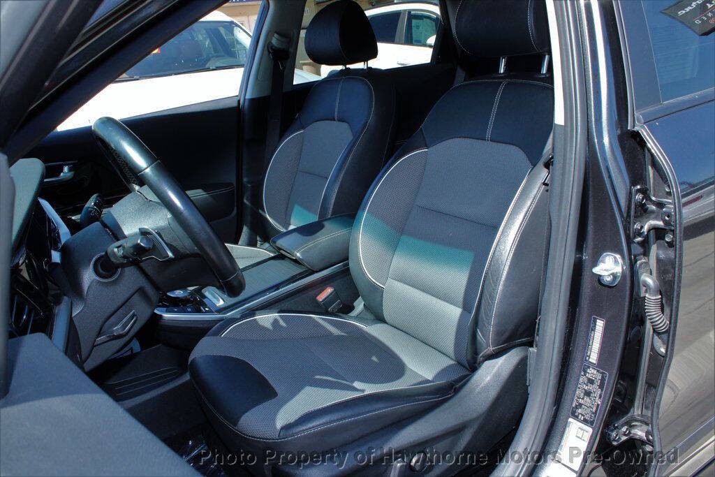 2022 Kia Niro Image 9