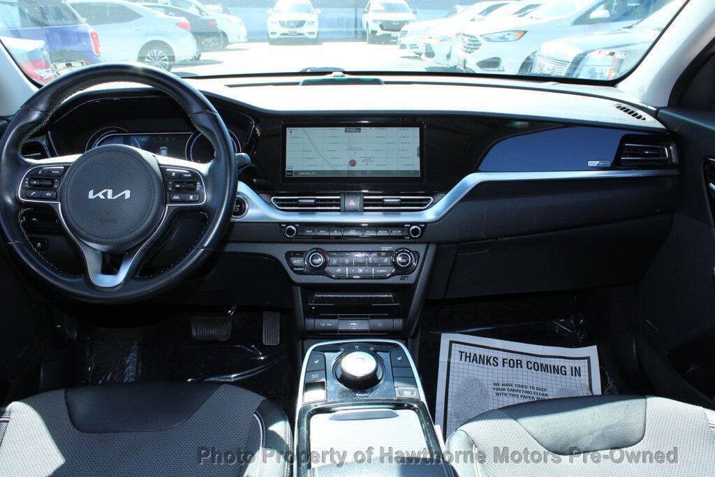 2022 Kia Niro Image 13