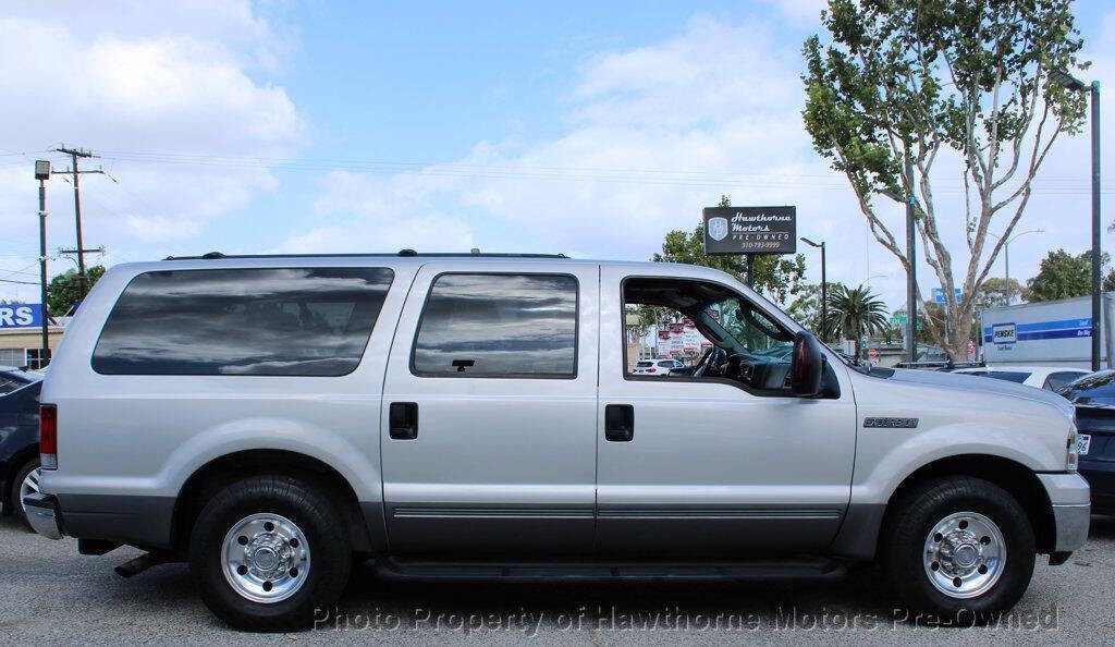 2005 Ford Excursion Image 5