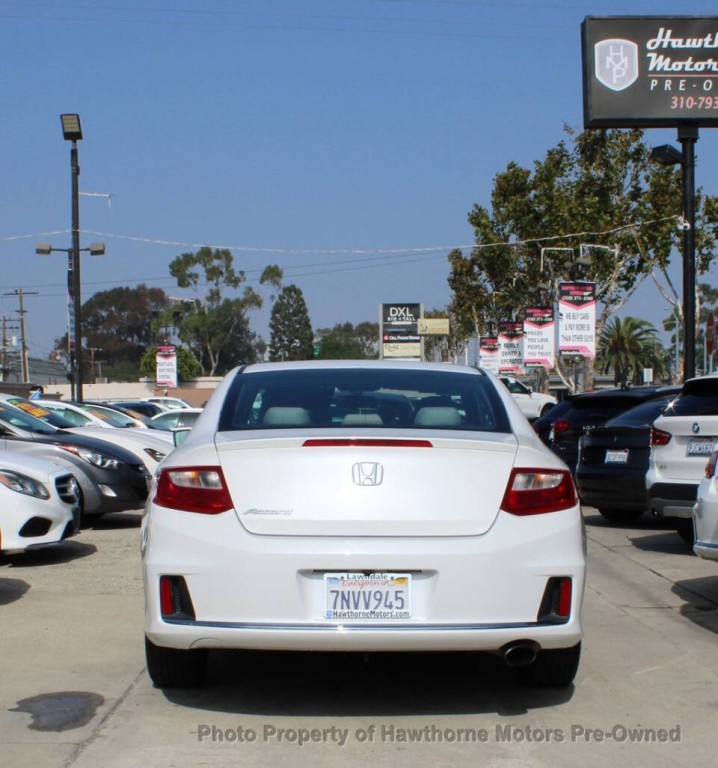 2015 Honda Accord Image 4