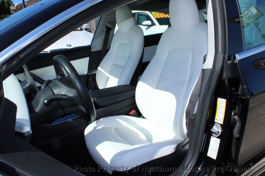 2018 Tesla Model 3 Image 9