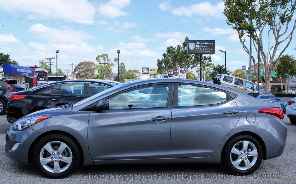 2012 Hyundai Elantra Image 8