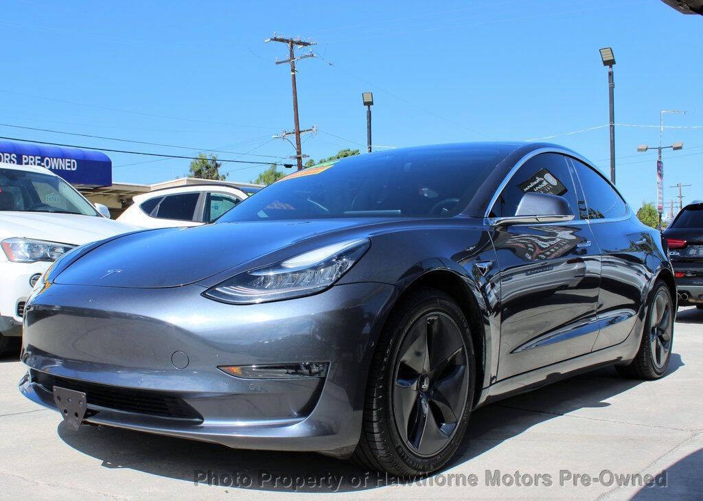 2018 Tesla Model 3 Image 2