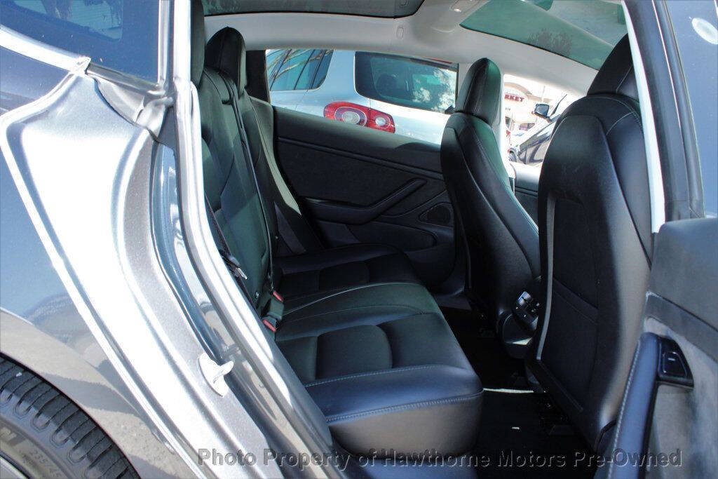 2018 Tesla Model 3 Image 12