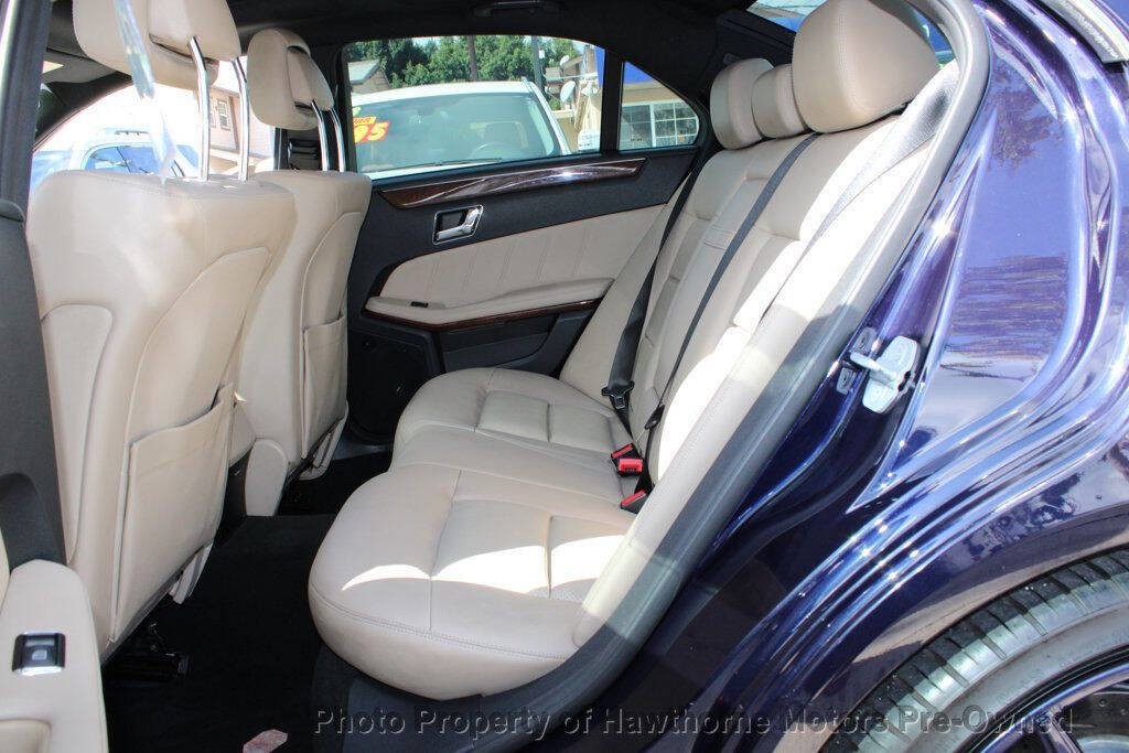 2010 Mercedes-Benz E-Class Image 10