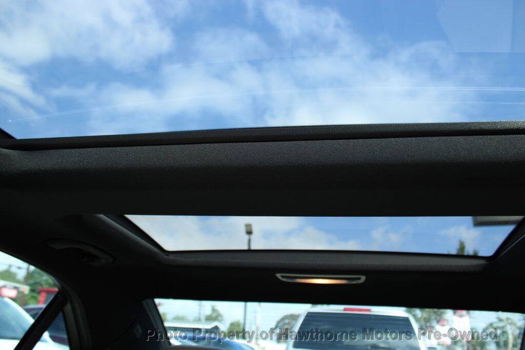 2010 Mercedes-Benz E-Class Image 11