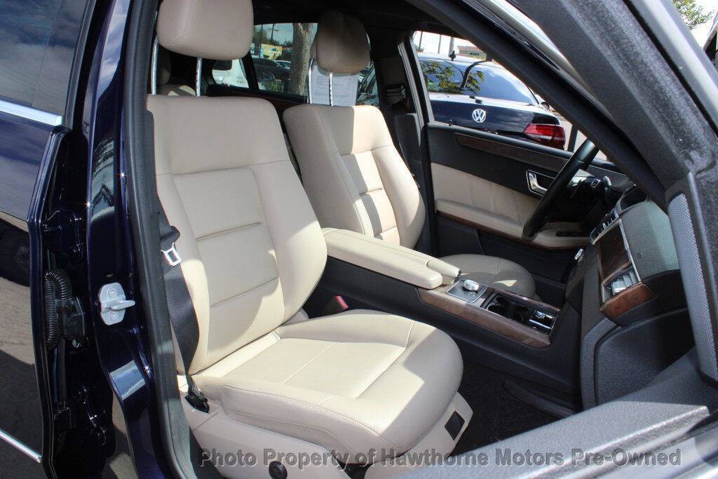 2010 Mercedes-Benz E-Class Image 17