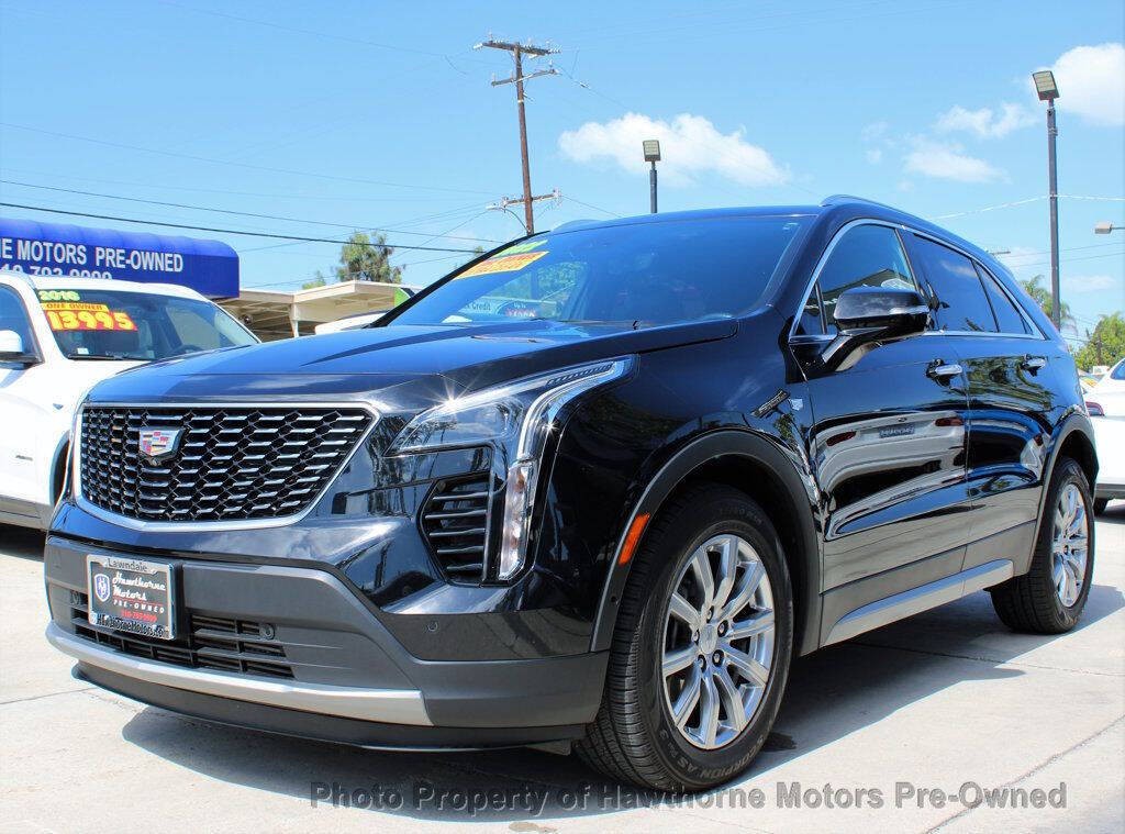 2022 Cadillac XT4 Image 2