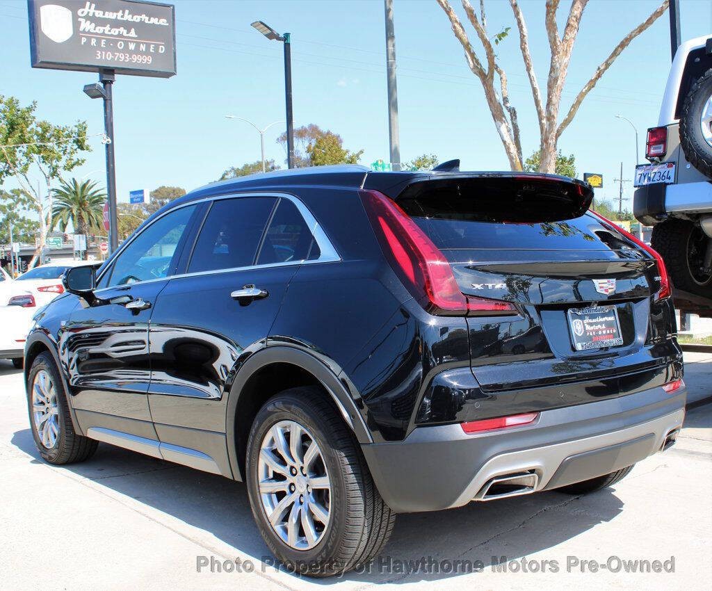 2022 Cadillac XT4 Image 5