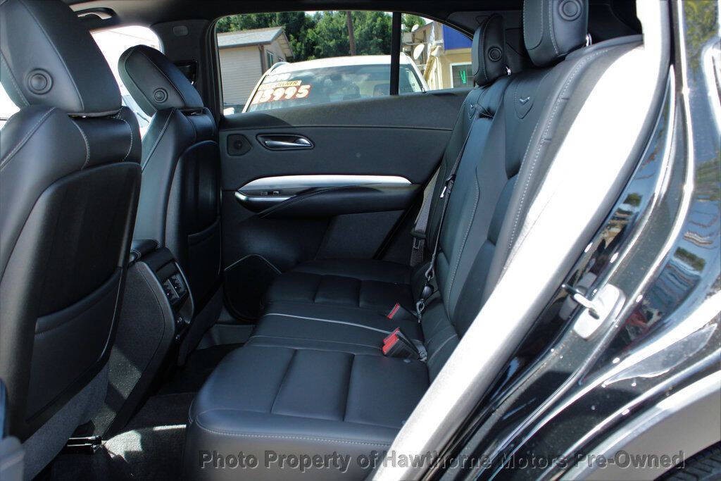 2022 Cadillac XT4 Image 10
