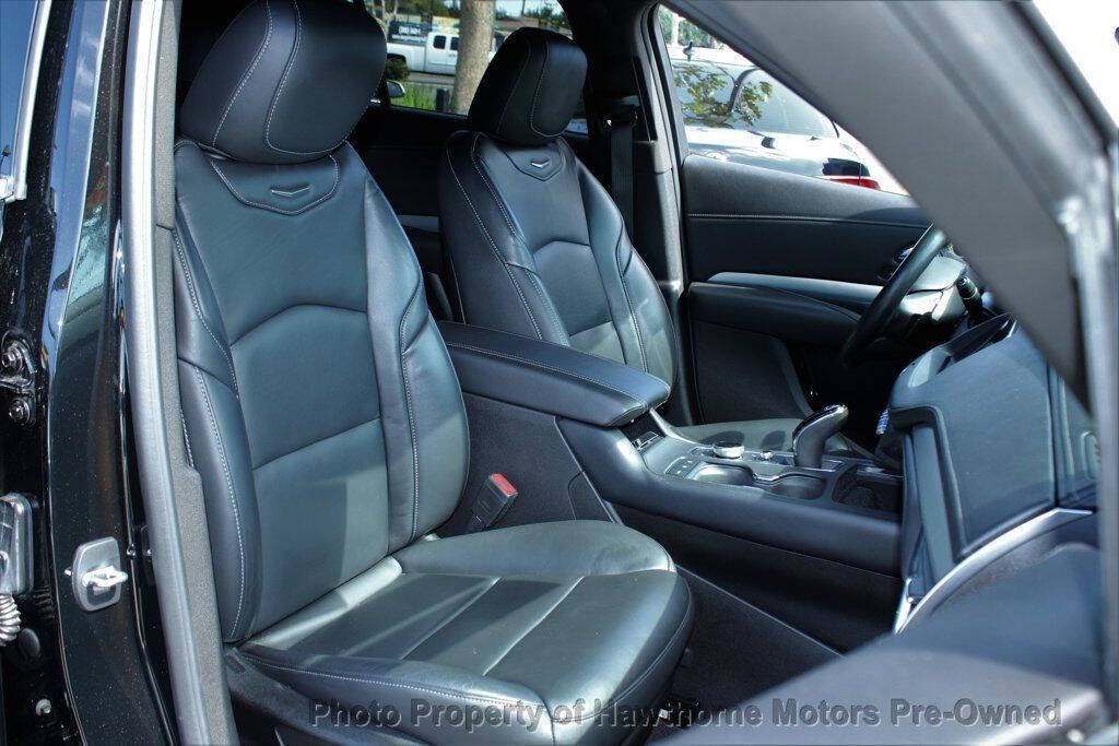 2022 Cadillac XT4 Image 11