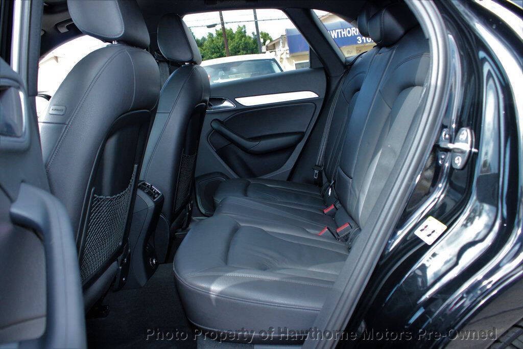 2016 Audi Q3 Image 10